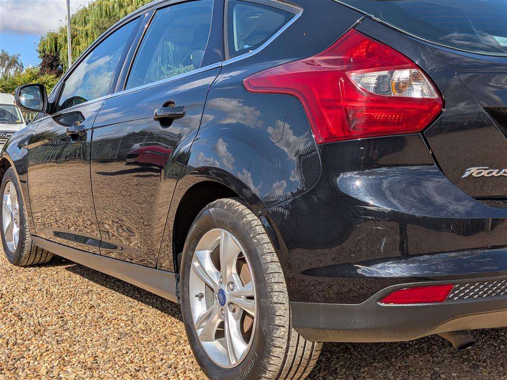 <p>2014 FORD FOCUS ZETEC TDCI</p>