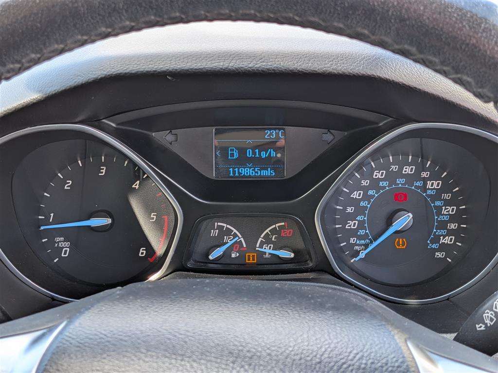 <p>2014 FORD FOCUS ZETEC TDCI</p>