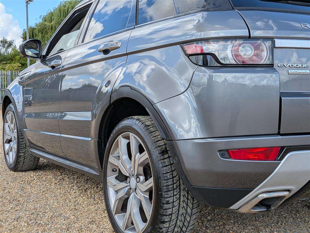 <p>2015 LAND ROVER RANGE ROVER EVOQUE AUTOBI</p>