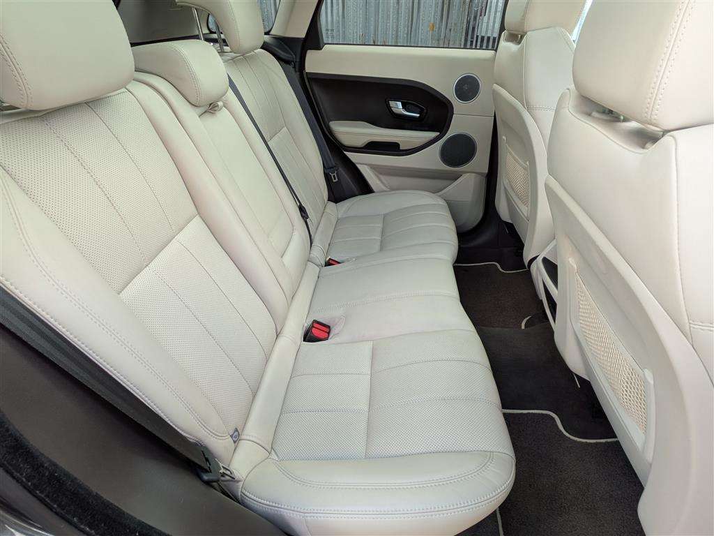 <p>2015 LAND ROVER RANGE ROVER EVOQUE AUTOBI</p>