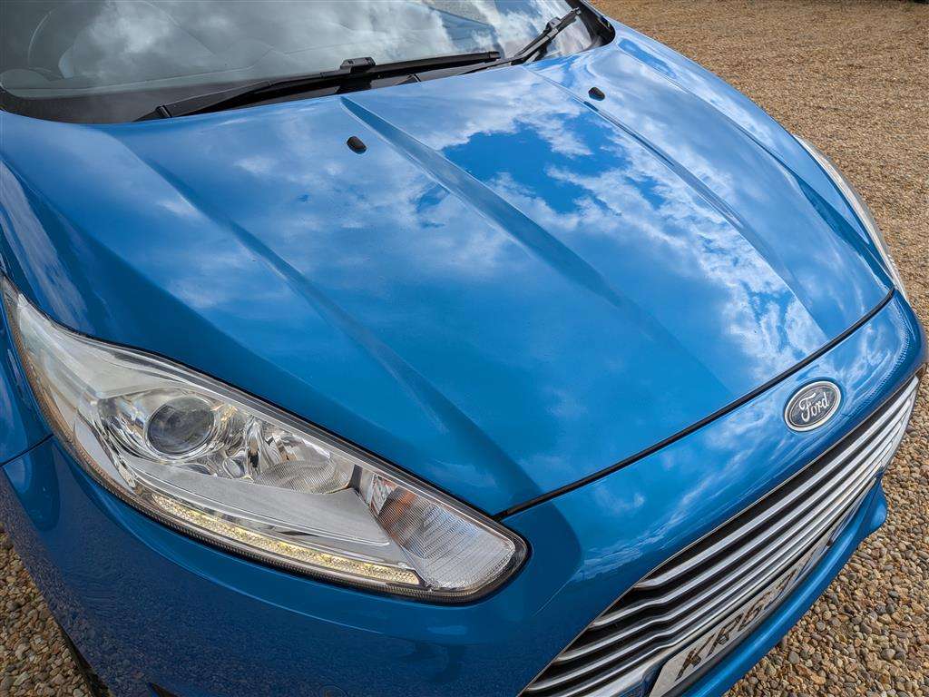 <p>2013 FORD FIESTA TITANIUM</p>