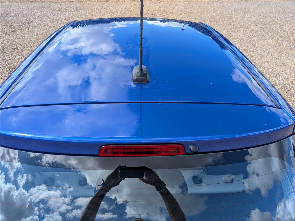 <p>2017 TOYOTA YARIS ICON TECH HYB VVT-I</p>