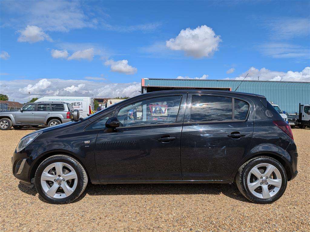 <p>2013 VAUXHALL CORSA SXI AC</p>