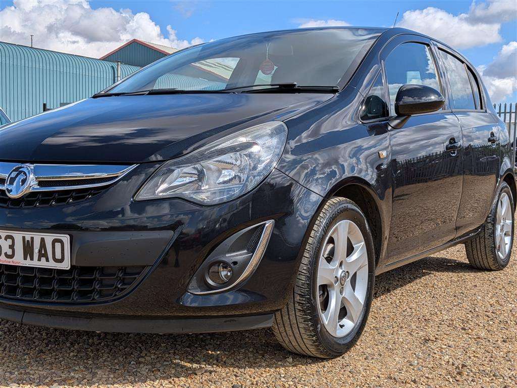 <p>2013 VAUXHALL CORSA SXI AC</p>
