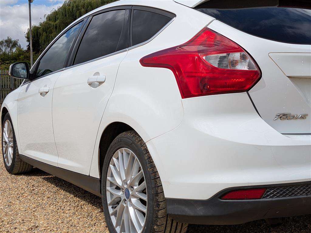 <p>2014 FORD FOCUS ZETEC TURBO</p>