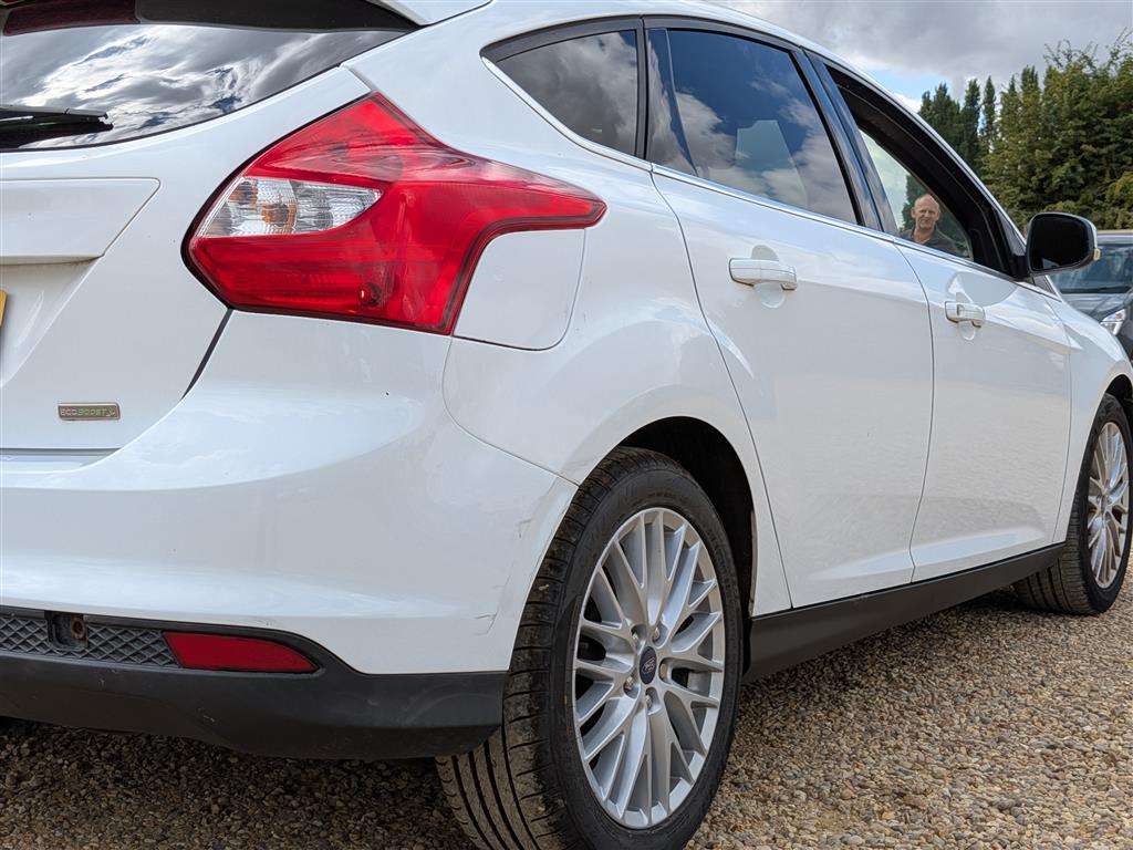<p>2014 FORD FOCUS ZETEC TURBO</p>