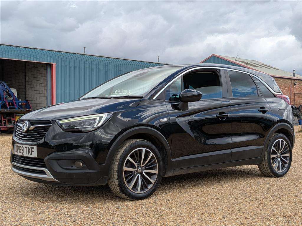 <p>2019 VAUXHALL CROSSLAND X ELITE NAV</p>