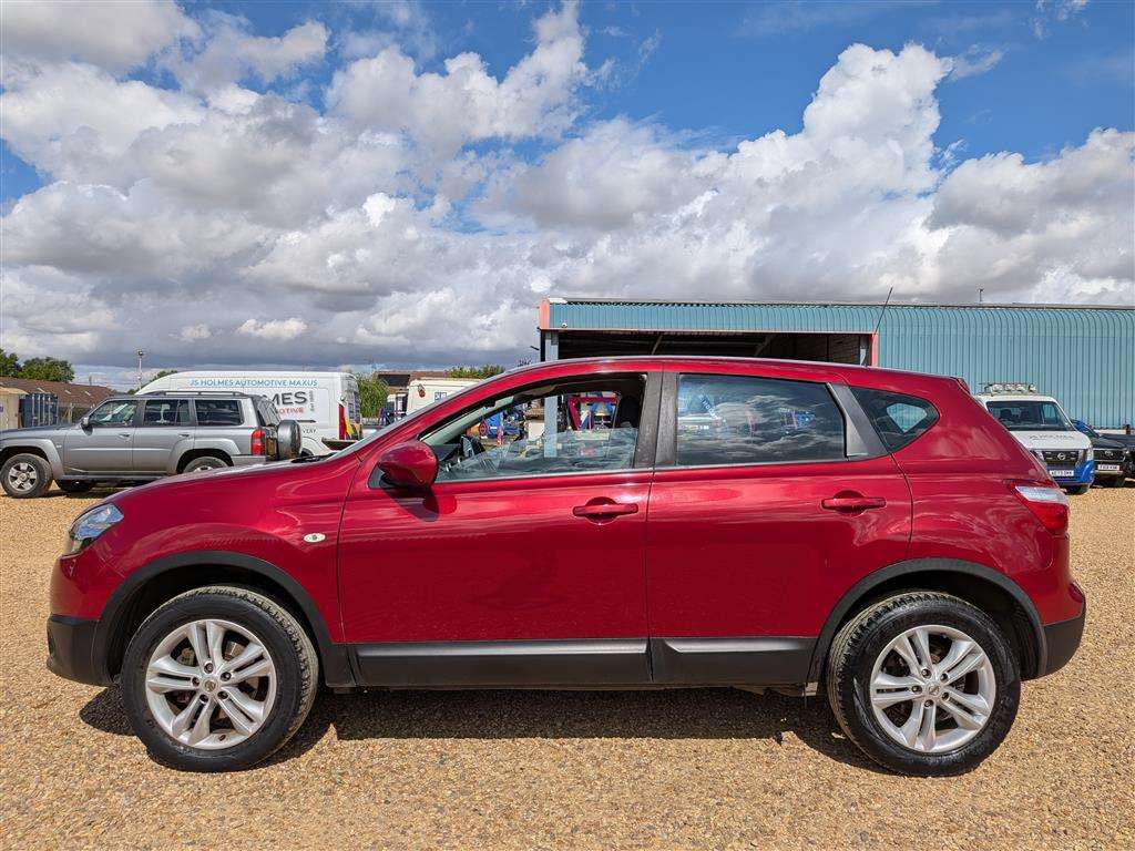 <p>2010 NISSAN QASHQAI ACENTA CVT</p>