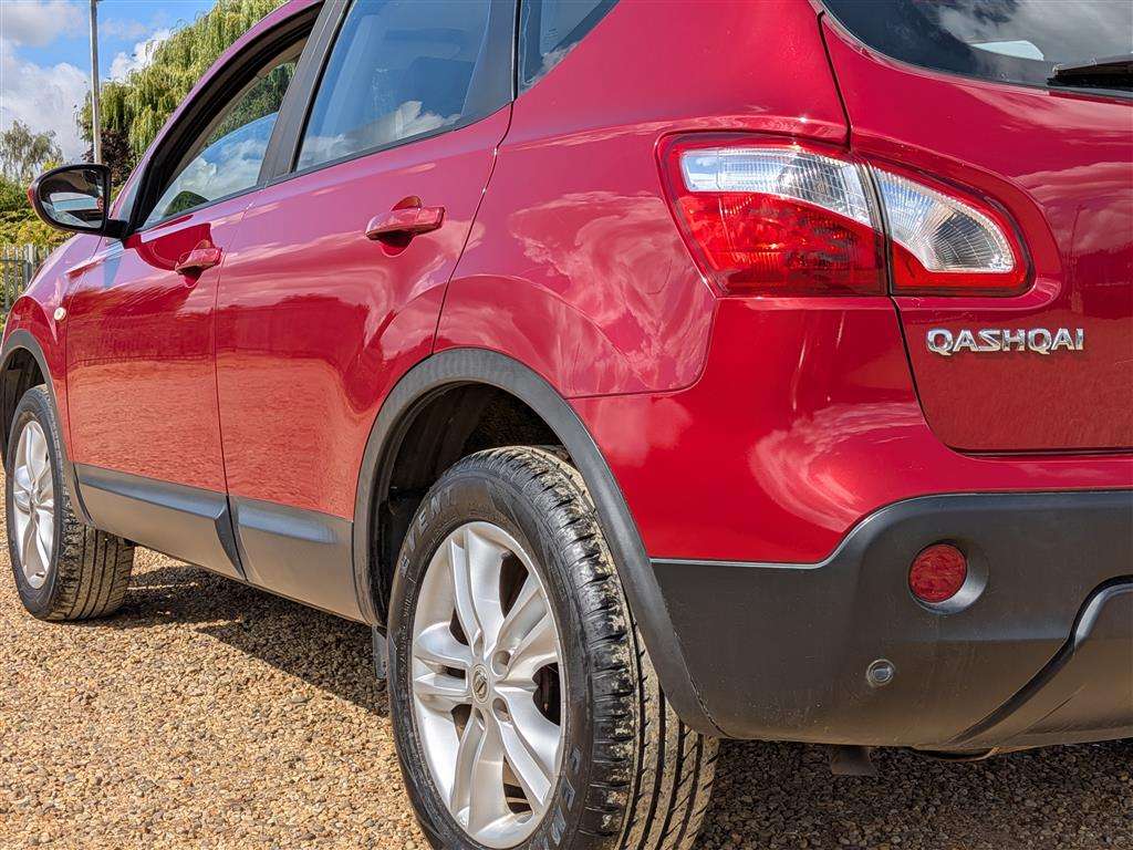 <p>2010 NISSAN QASHQAI ACENTA CVT</p>