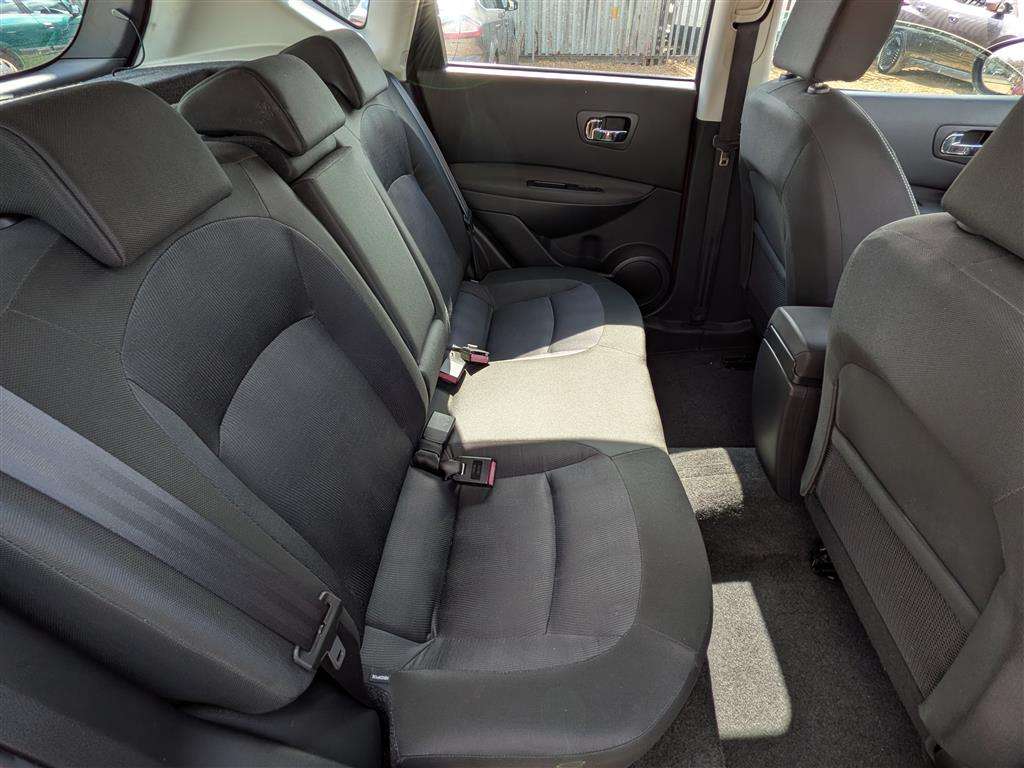 <p>2010 NISSAN QASHQAI ACENTA CVT</p>