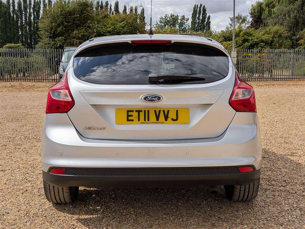 <p>2011 FORD FOCUS ZETEC 125</p>