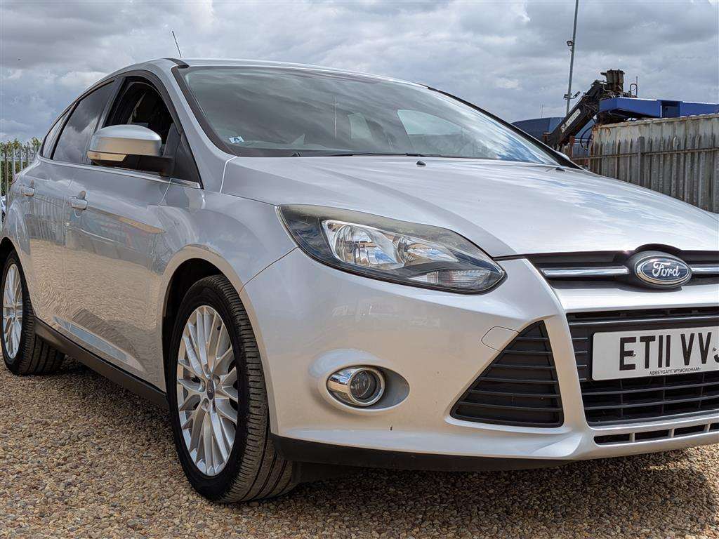 <p>2011 FORD FOCUS ZETEC 125</p>
