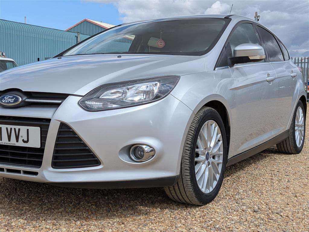 <p>2011 FORD FOCUS ZETEC 125</p>