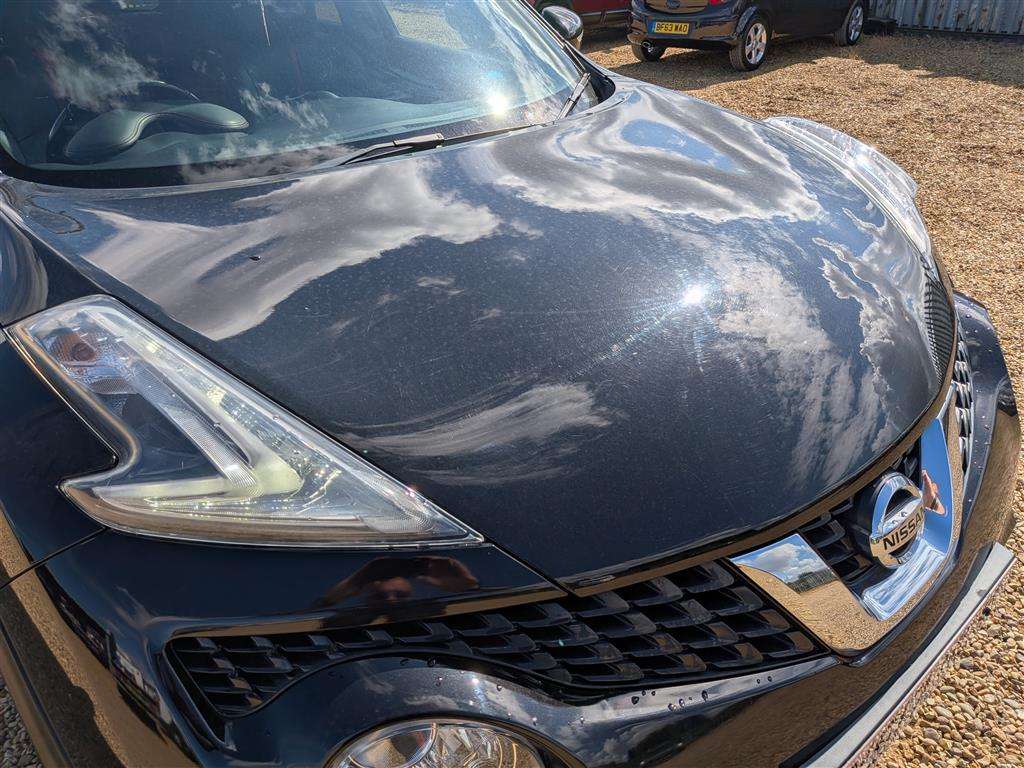 <p>2017 NISSAN JUKE TEKNA DCI</p>