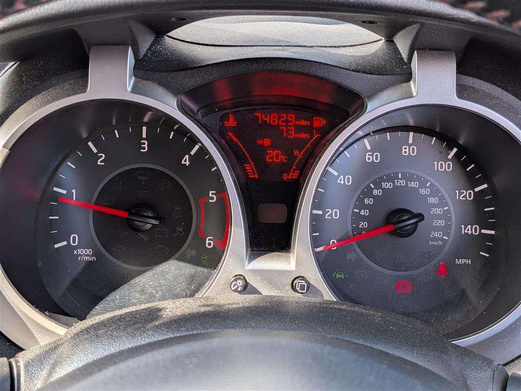 <p>2017 NISSAN JUKE TEKNA DCI</p>