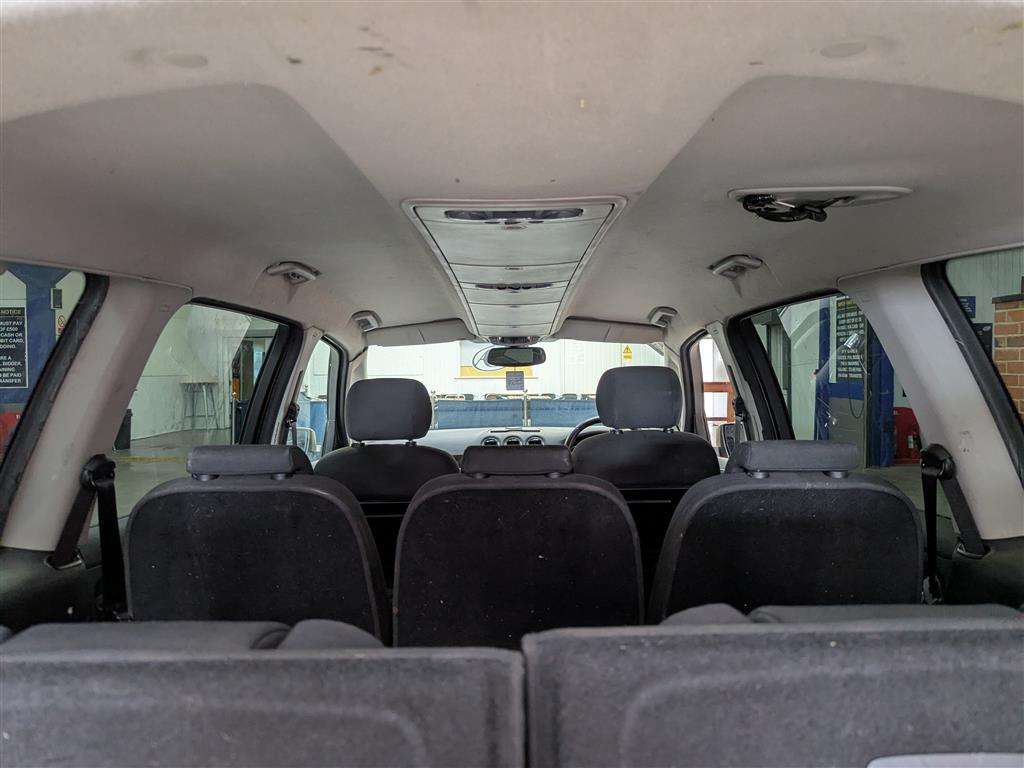 <p>2008 FORD GALAXY GHIA TDCI A</p>