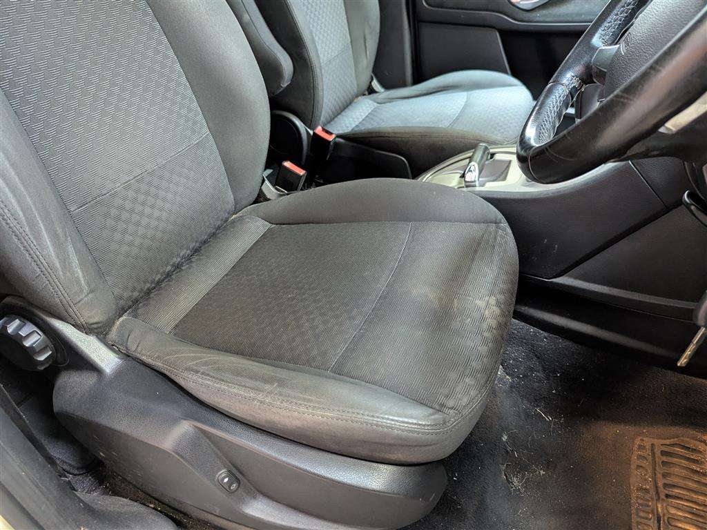 <p>2008 FORD GALAXY GHIA TDCI A</p>