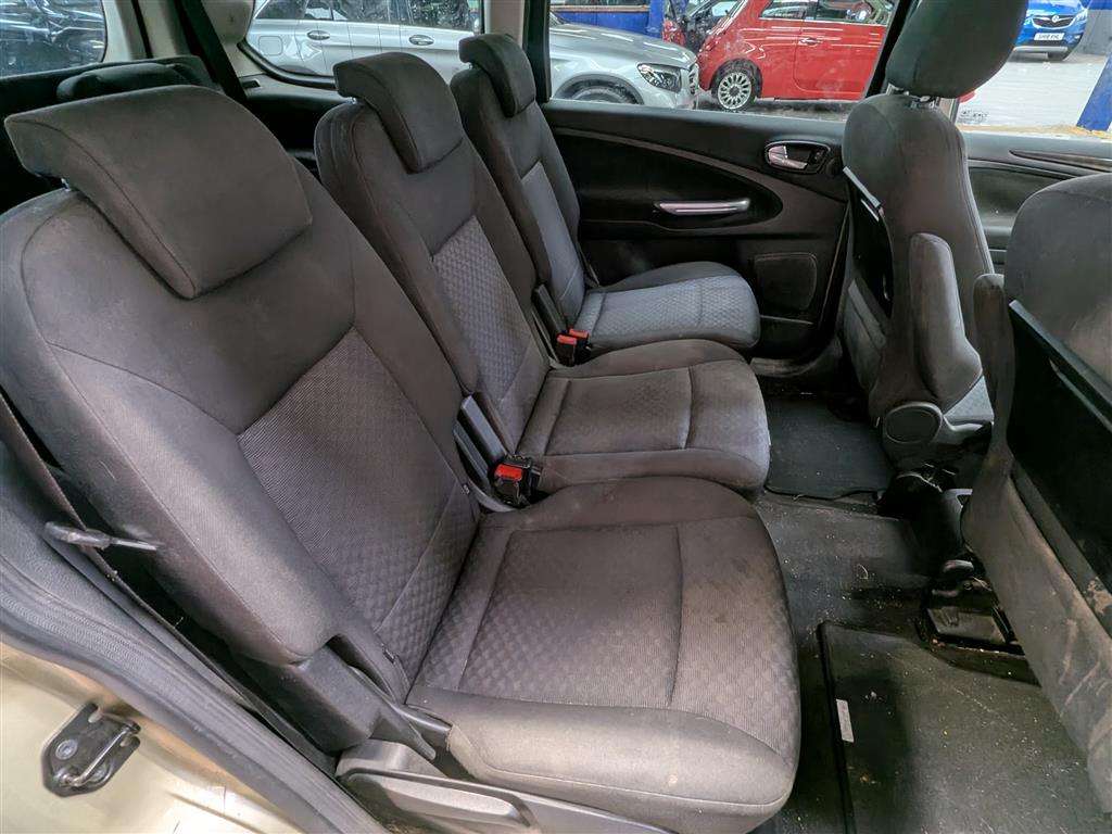 <p>2008 FORD GALAXY GHIA TDCI A</p>