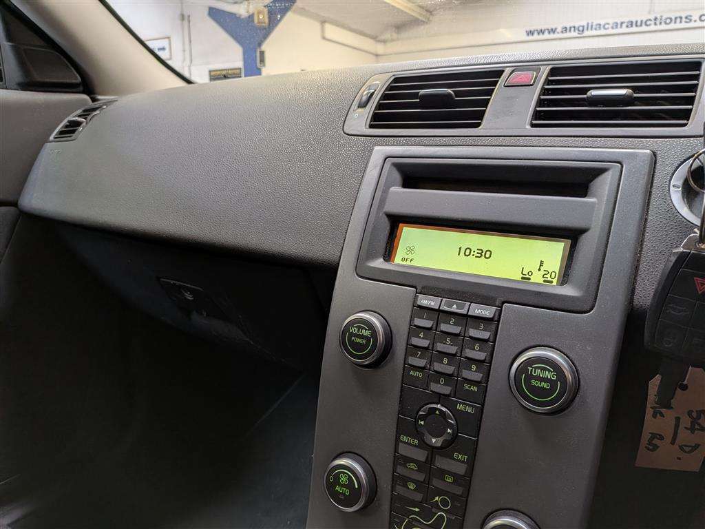 <p>2010 VOLVO C30 S D DRIVE</p>