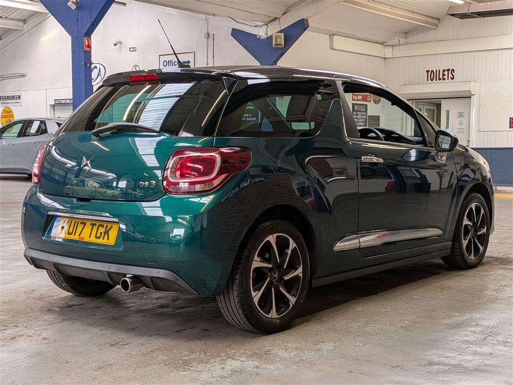<p>2017 DS DS3 ELEGANCE PURETECH S/S</p>