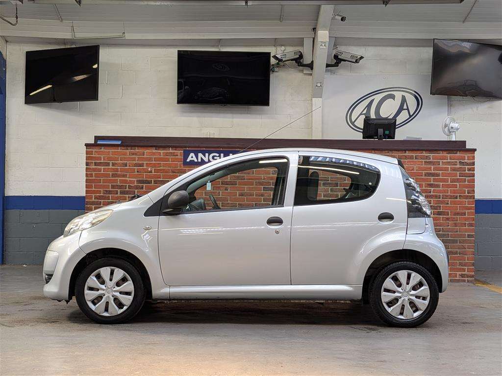 <p>2011 CITROEN C1 VT</p>