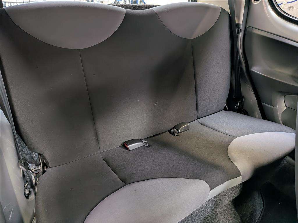 <p>2011 CITROEN C1 VT</p>