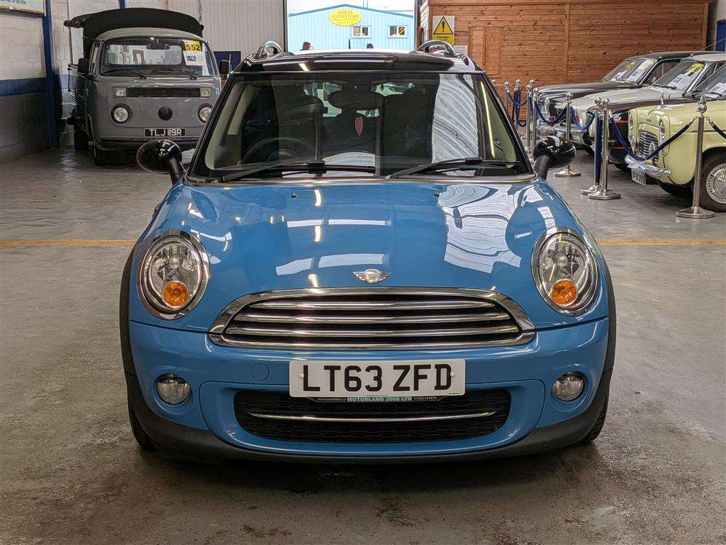 <p>2013 MINI COOPER CLUBMAN D</p>