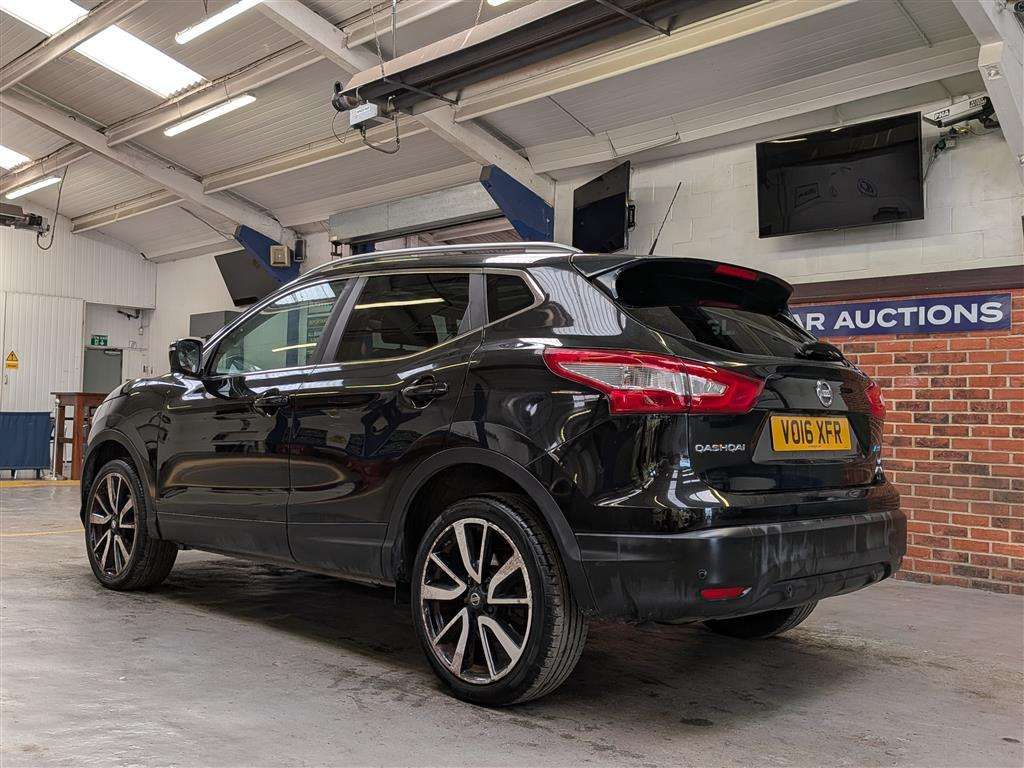 <p>2016 NISSAN QASHQAI TEKNA DCI</p>