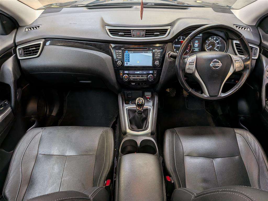 <p>2016 NISSAN QASHQAI TEKNA DCI</p>