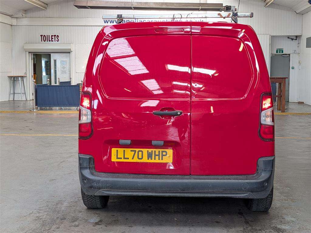 <p>2020 CITROEN BERLINGO 650 EN-PRISE BHD</p>