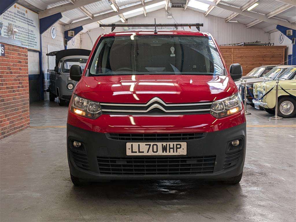 <p>2020 CITROEN BERLINGO 650 EN-PRISE BHD</p>
