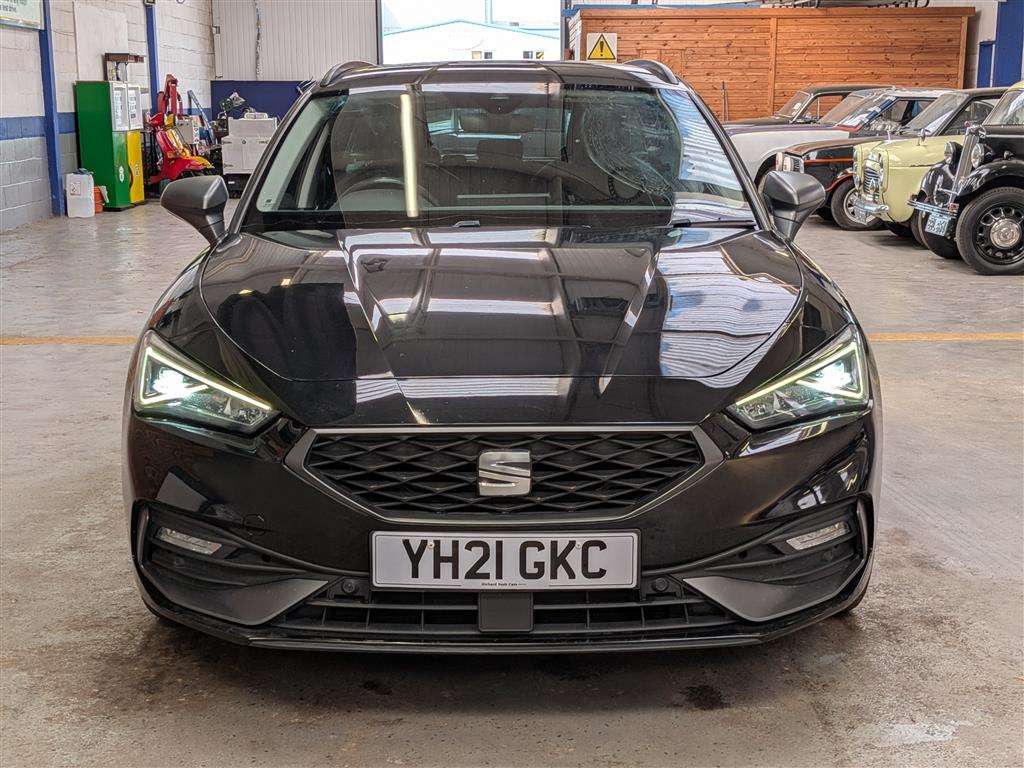 <p>2021 SEAT LEON FR TSI EVO</p>