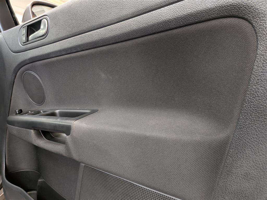<p>2010 VOLKSWAGEN GOLF PLUS SE TDI S-A</p>