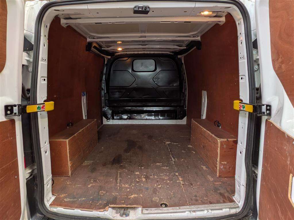 <p>2020 FORD TRANSIT CUSTOM 300LEADER</p>