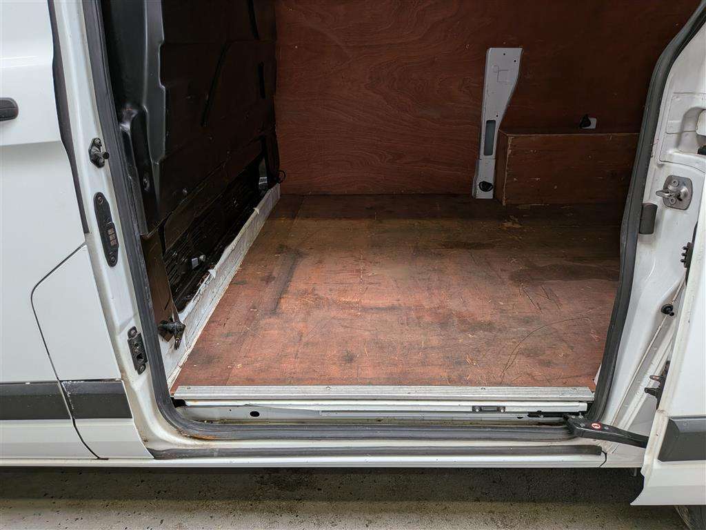 <p>2020 FORD TRANSIT CUSTOM 300LEADER</p>