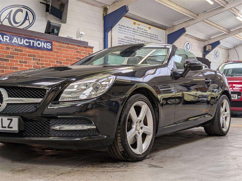 <p>2012 MERCEDES-BENZ SLK250 BLUEEFFICIENCY AUT</p>