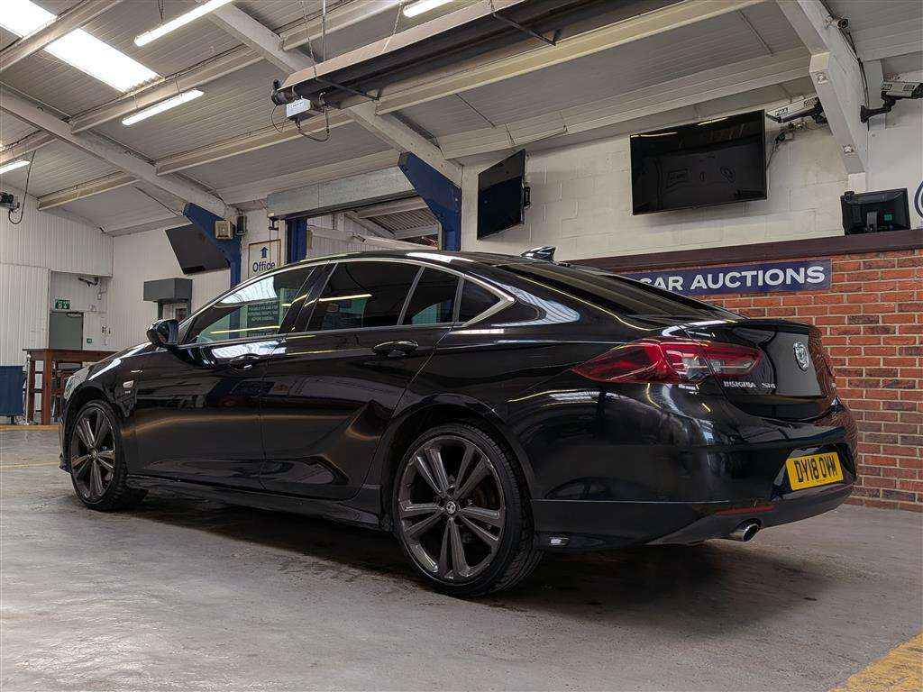 <p>2018 VAUXHALL INSIGNIA SRI VX-LINE NAV</p>