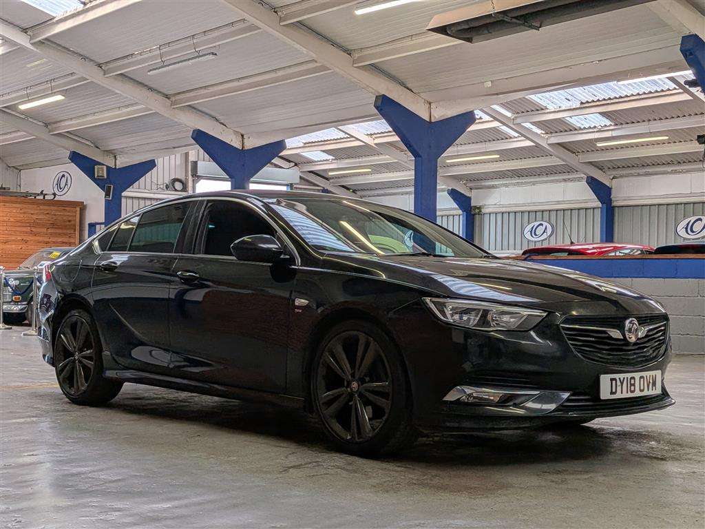 <p>2018 VAUXHALL INSIGNIA SRI VX-LINE NAV</p>
