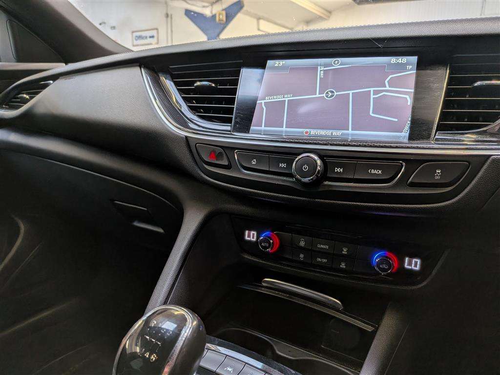 <p>2018 VAUXHALL INSIGNIA SRI VX-LINE NAV</p>