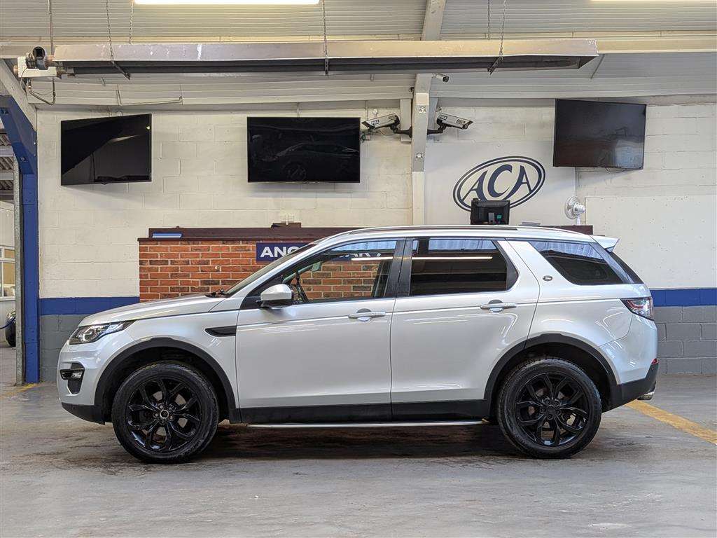 <p>2015 LAND ROVER DISCOVERY SPORT HSE TD4 A</p>