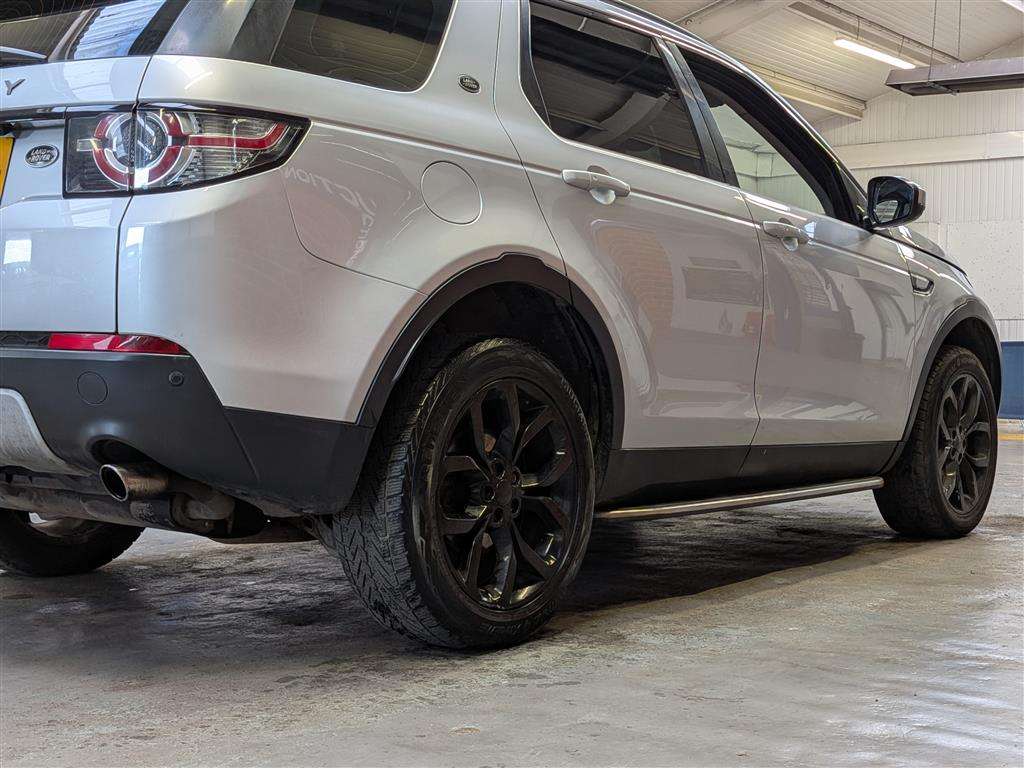 <p>2015 LAND ROVER DISCOVERY SPORT HSE TD4 A</p>