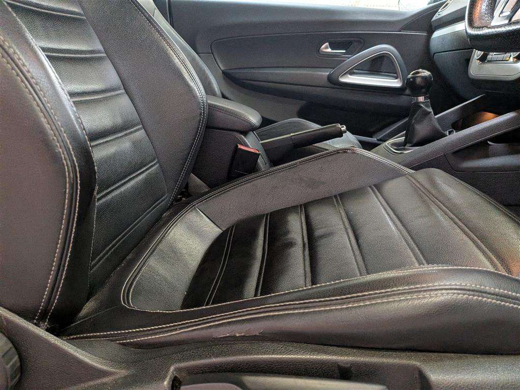 <p>2012 VOLKSWAGEN SCIROCCO GT BLUEMOTN TECH</p>