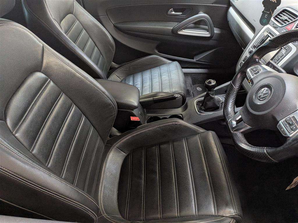 <p>2012 VOLKSWAGEN SCIROCCO GT BLUEMOTN TECH</p>