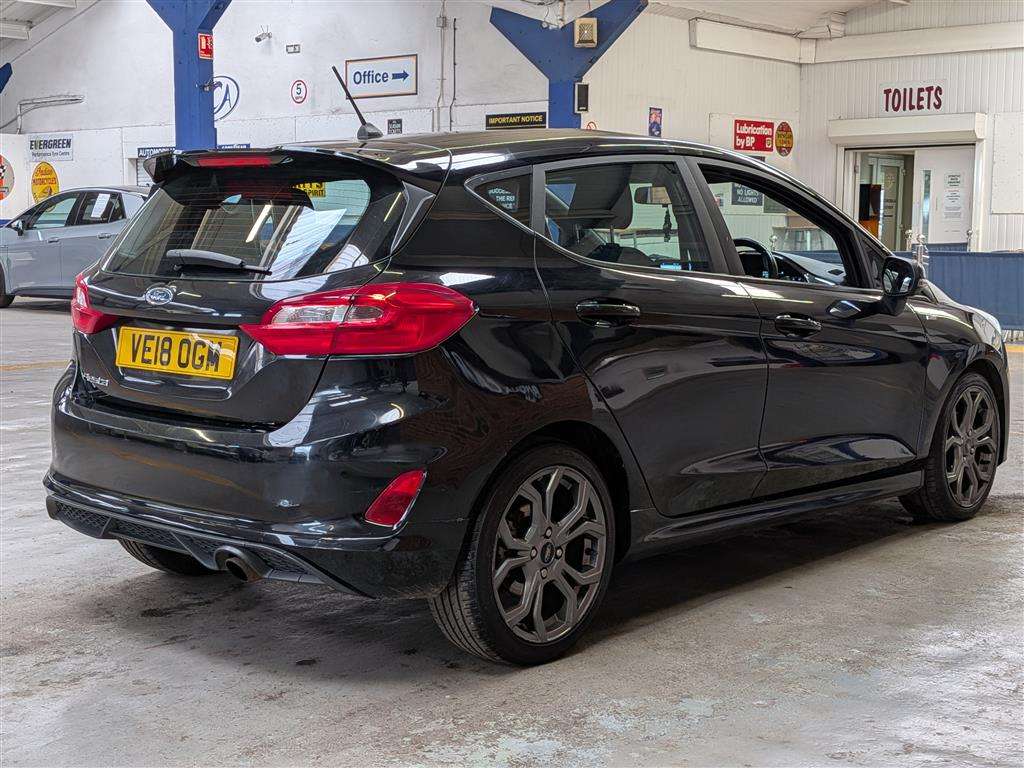 <p>2018 FORD FIESTA ST-LINE TURBO</p>