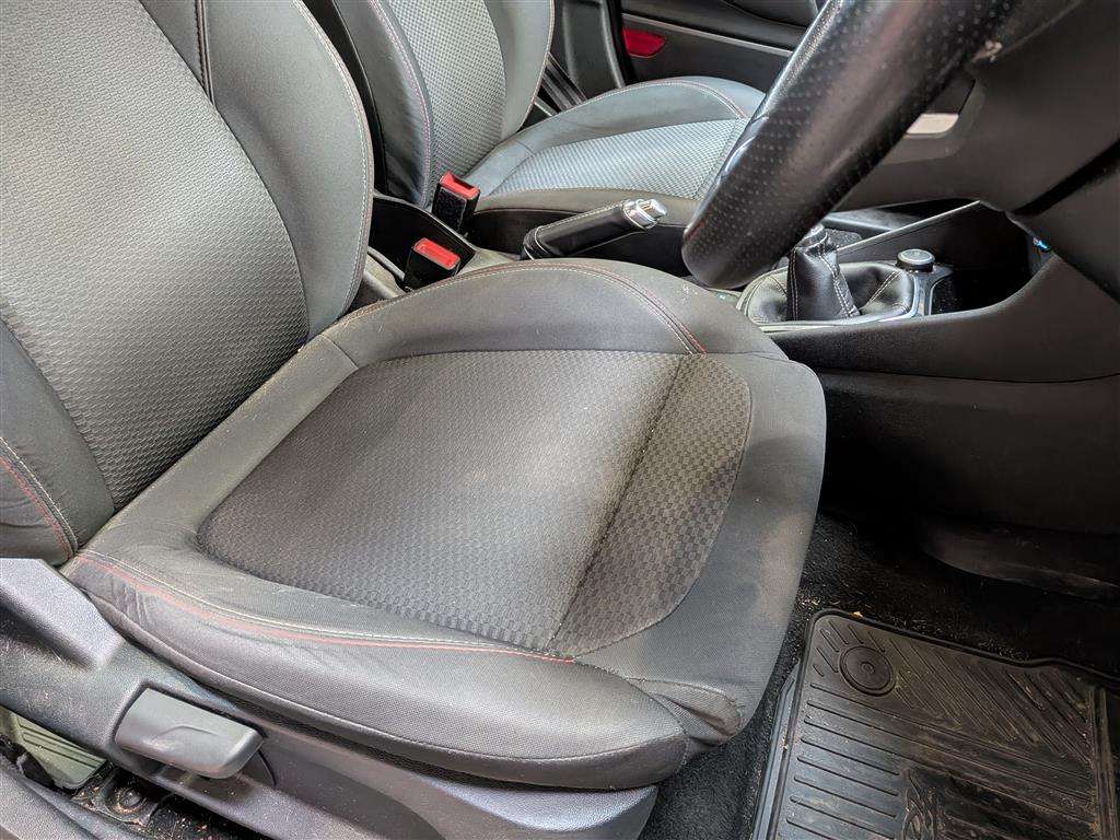 <p>2018 FORD FIESTA ST-LINE TURBO</p>