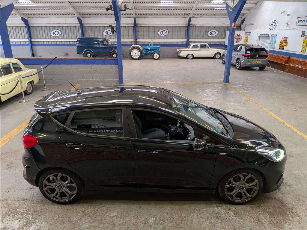 <p>2018 FORD FIESTA ST-LINE TURBO</p>