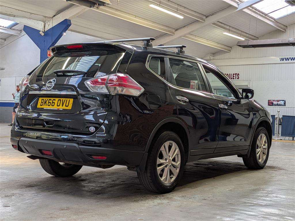 <p>2016 NISSAN X-TRAIL VISIA DCI</p>