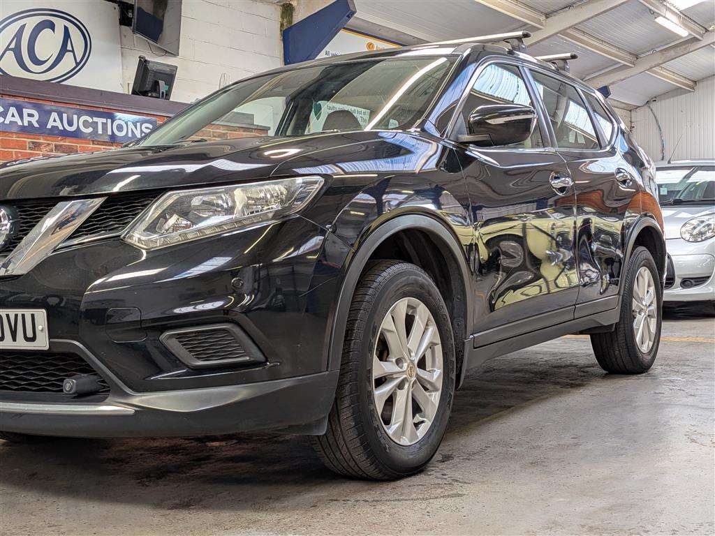 <p>2016 NISSAN X-TRAIL VISIA DCI</p>