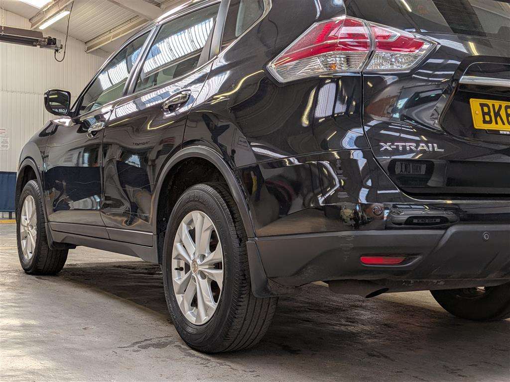 <p>2016 NISSAN X-TRAIL VISIA DCI</p>