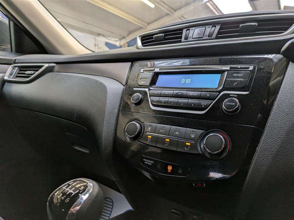 <p>2016 NISSAN X-TRAIL VISIA DCI</p>